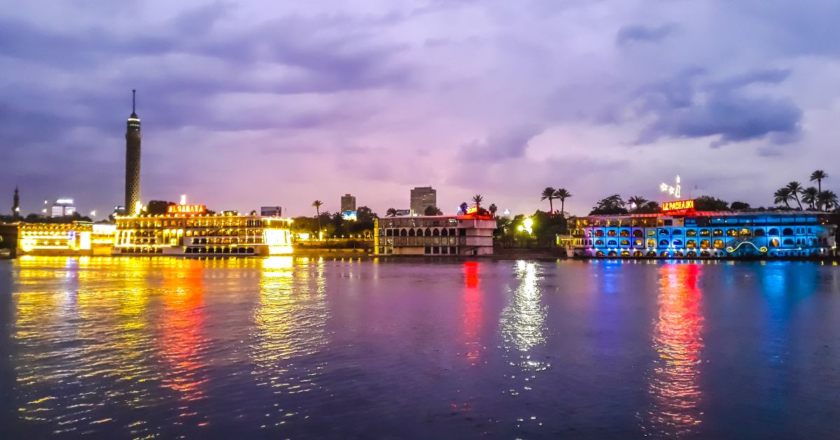 Charter Between Zurich and Cairo