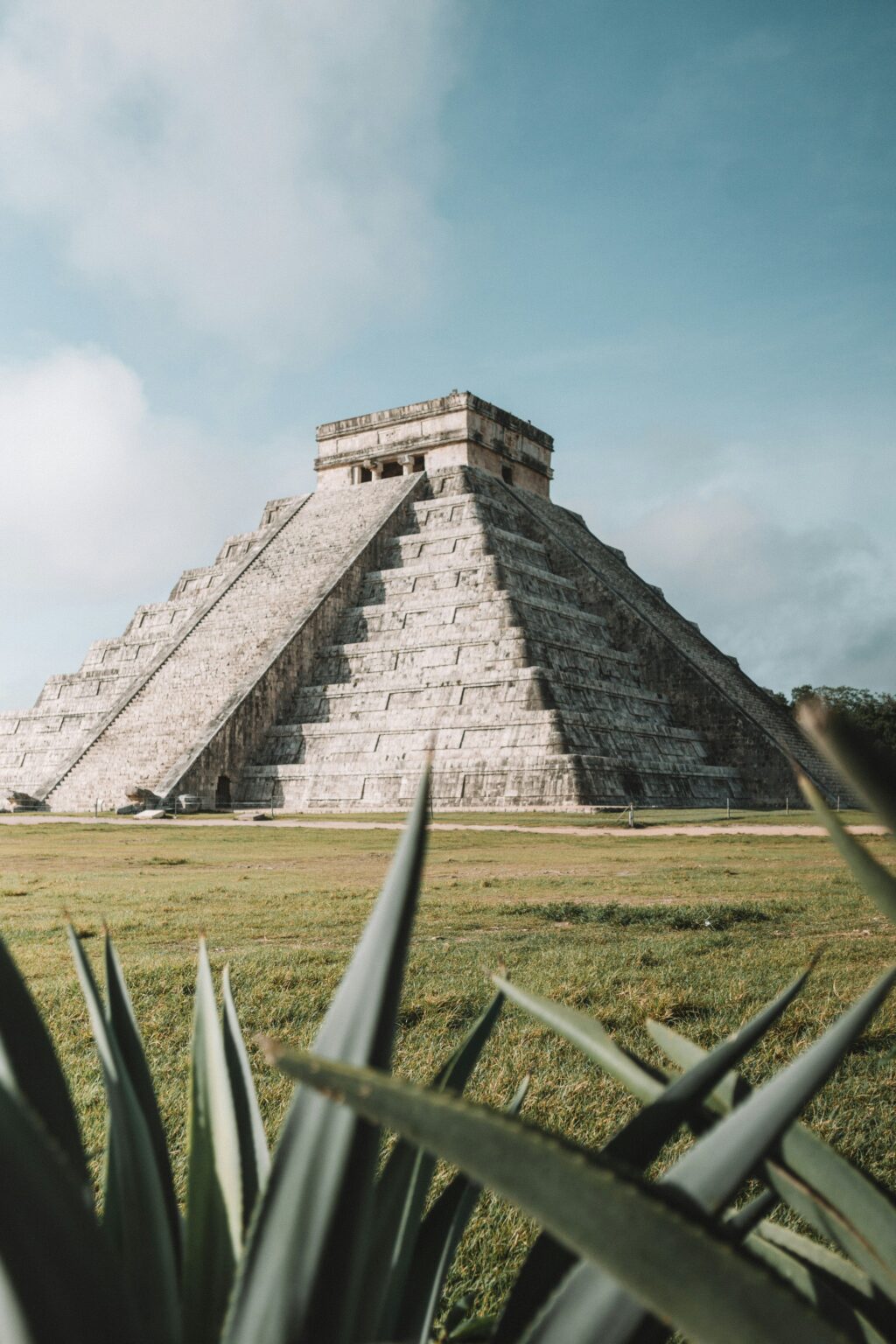Mexico City International Airport (MEX / MMMX): El Castillo at Chichen Itza, the placeholder image for the Mexico guides