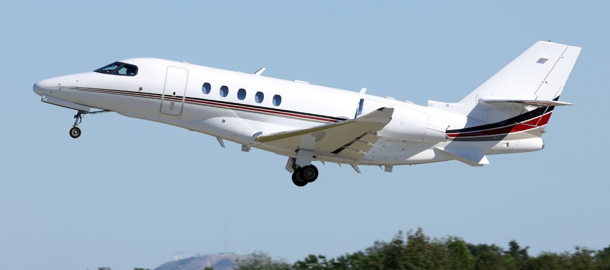 Business jet on the ramp at Icarus Jet