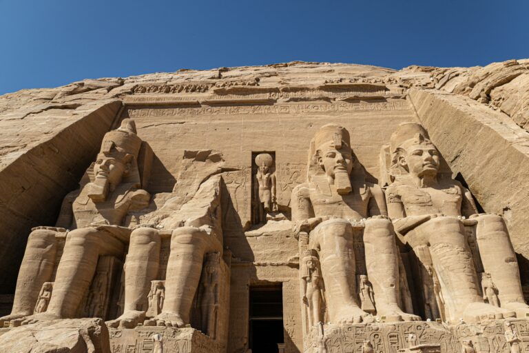 Cairo to Abu Simbel Private Jet Charter: Cairo to Abu Simbel by private aircraft