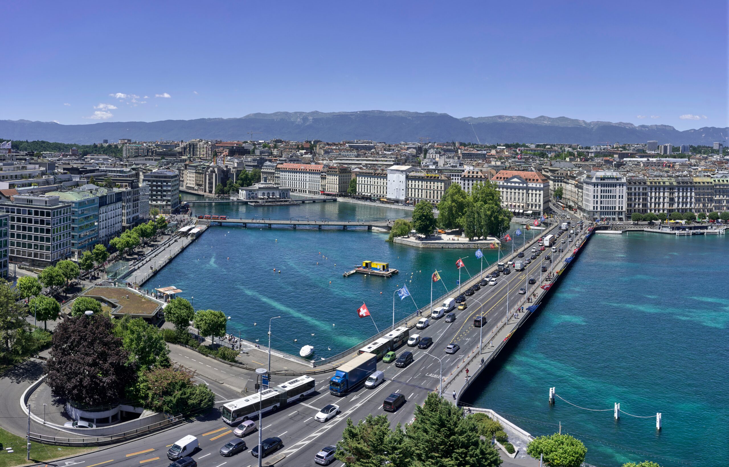 London to Geneva Private Jet Charter: London to Geneva by private aircraft