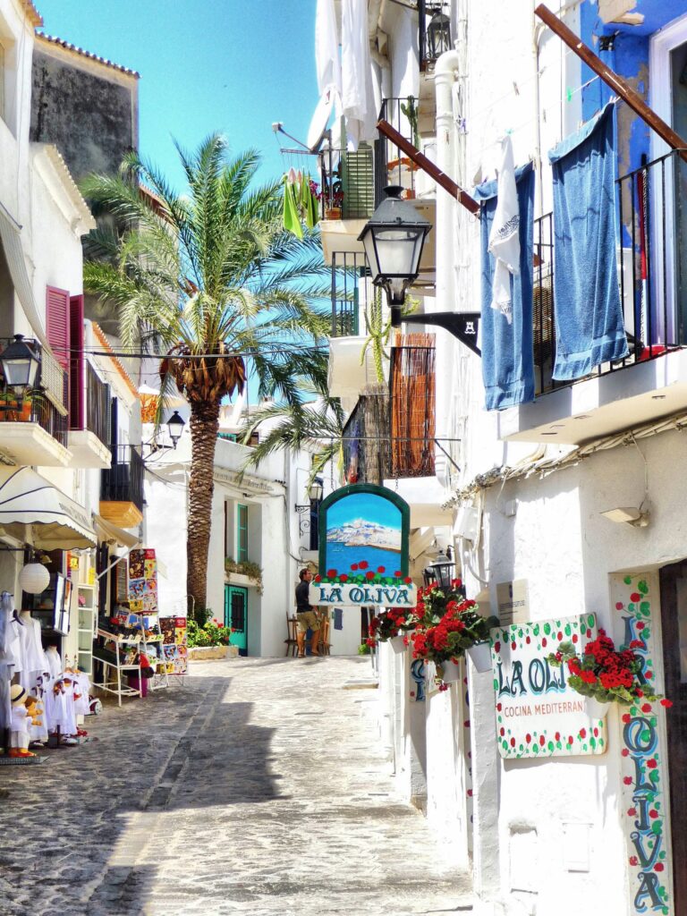 London to Ibiza Private Jet Charter: London to Ibiza by private aircraft