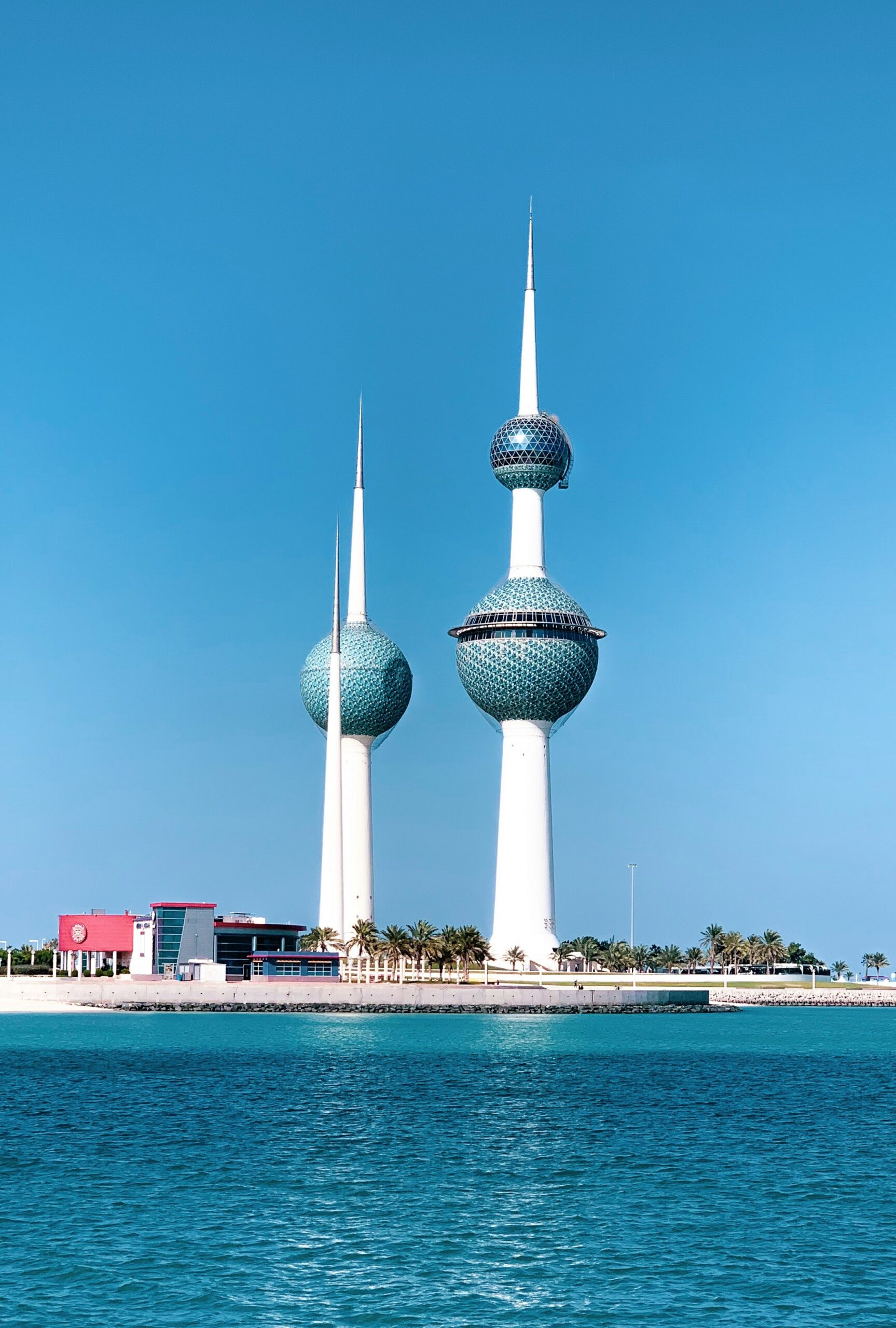 Dubai to Kuwait Private Jet Charter: Dubai to Kuwait by private aircraft